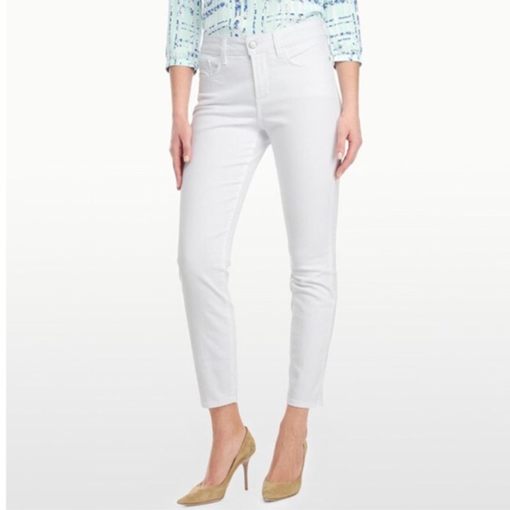 NYDJ Clarissa Ankle stretch Jean in white (10)